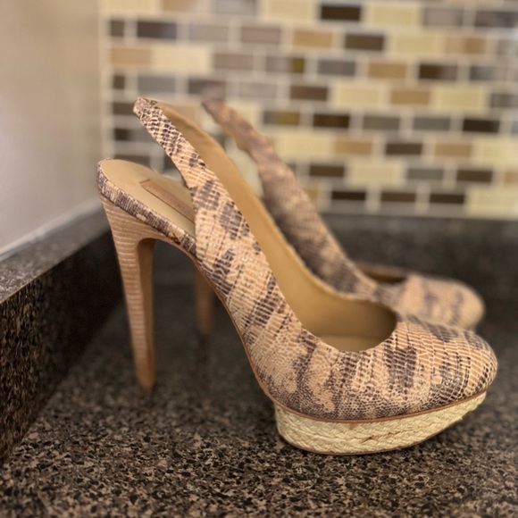 BCBGMAXAZRIA Snakeskin Pumps - Picture 2 of 6